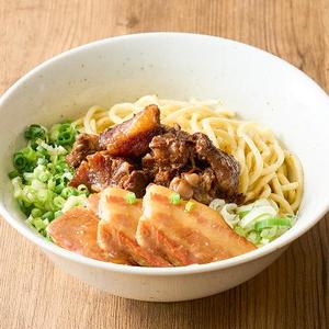 豚角煮のせ肉ネギまぜそば Kakuni Mazesoba
