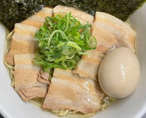 チャーシュー麺(特製)