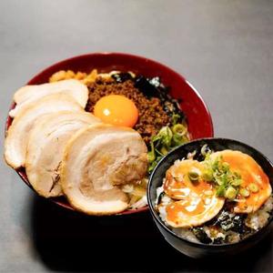 【最極上】チャーシュー4枚のせ台湾まぜそば チャーシュー丼セットtaiwanmazesoba with 4 charsiu and Charsiu bowl