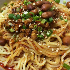四川成都香辣坦々麺