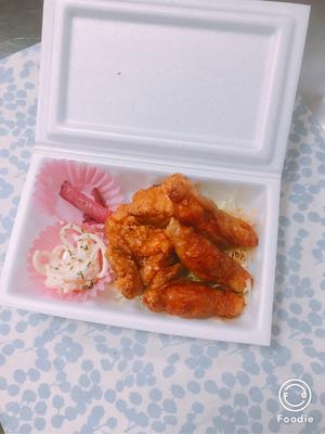 鶏笑 鳥皮餃子弁当