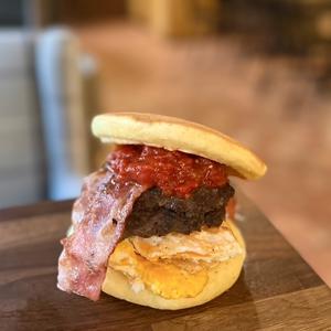 ダブルエッグバーガー(パンケーキ風)