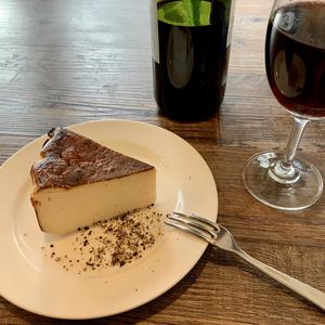 自家製バスクチーズケーキ