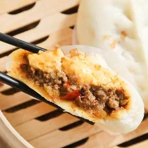 チーズ麻婆まん(芝士麻婆包, Cheese Mapo bun)