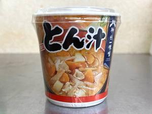 丼丸 豚汁の味噌汁