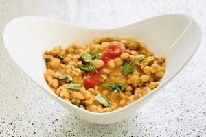 チキン・チャナカリー(プレーンナーン1枚つき)Chicken chana dal masala(1 plain naan Incl)