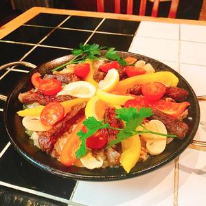 がっつり！ビーフステーキパエリヤ(1人前)