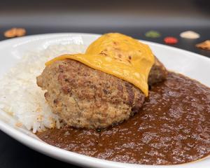 強欲170gチーズハンバーグと欧風カレー