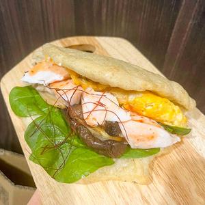 ～サラダチキン～国産小麦の自家製パンサンドイッチ