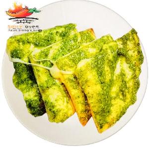 バジルチーズナンbasil cheese