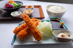 【弁当】えびフライ3本弁当 (サラダと小鉢付き)