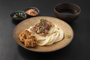 (冷)黒毛和牛の極太おうどん～とり唐～