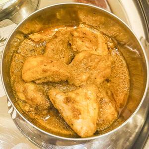 チキンカレー Chicken Curry