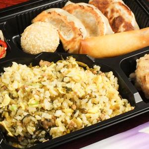 向陽飯店 高菜炒飯弁当