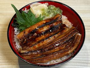 ふっくら穴子丼