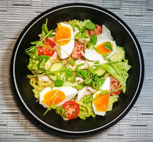 サラダ冷やしラーメン