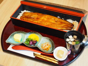 鰻重 特上(一尾)