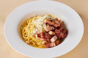 生ハムとモッツァレラのカルボナーラ Prosciutto and Mozzarella Carbonara