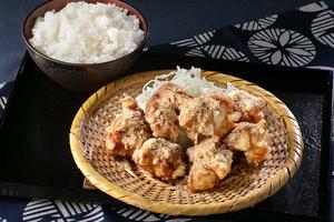 チーズスパイス唐揚げ弁当(7個)