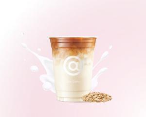cotti coffee オーツミルクラテ