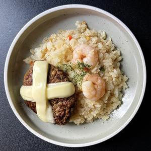 【パラダイス編】贅沢チーズハンバーグエビピラフ