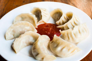 ネパールチキンモモ 6P(餃子)Nepalese Chicken Momo