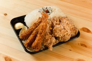 1キロからあげ＆エビフライ弁当