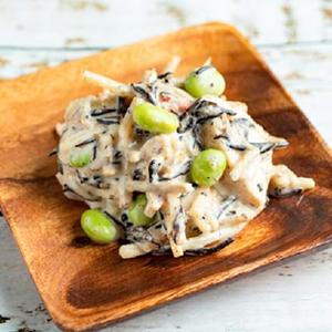 【単品】鶏むね肉とごぼうとひじきのサラダ