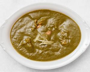 サグチキン カレー Spinach and Chicken curry