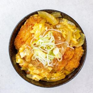 チーズロースかつ丼