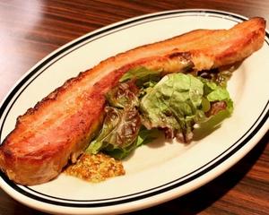 自家製ベーコンのステーキ