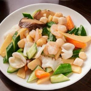 海鮮の炒め物丼