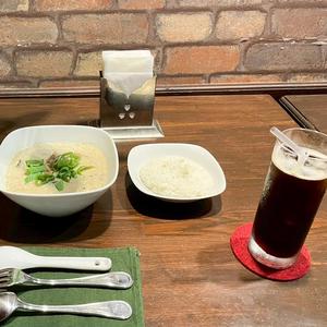 グリーンカレーヌードル(ミニライス付き)ドリンクセット