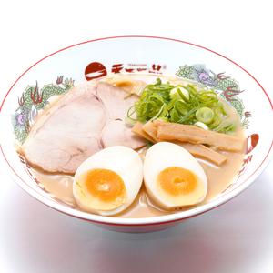 【半生麺使用】味付煮卵こってりラーメン