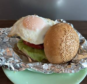 エッグバーガー