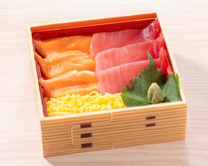 まぐろとサーモンのちらし寿司