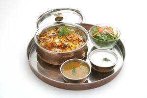 マトンビリヤニ とライタセット MUTTON BRIYANI WITH RAITA SET