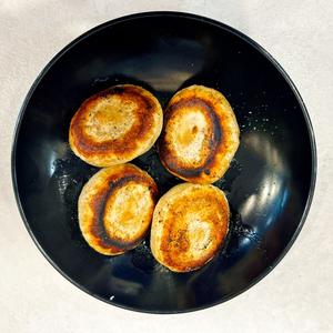 もちもち肉汁餃子