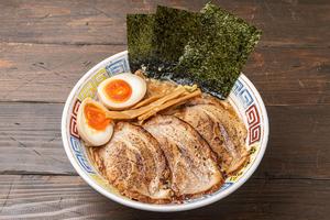 とんこつ特製ラーメン