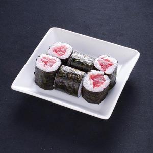 鉄火巻 (Tuna Sushi Roll)
