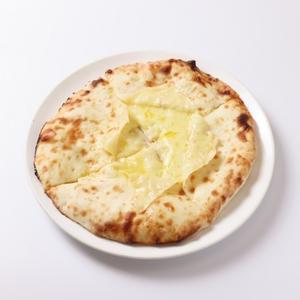 チーズナン Cheese Naan