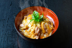 比内地鶏100% 親子丼