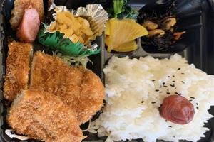 チキンカツ弁当