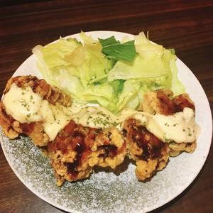 蟹クリームコロッケと唐揚げ