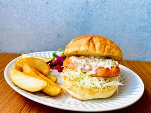 エビカツバーガーとドリンク(S)セット(オプションあり)