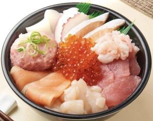 魚丼 Don Don 魚丼(シャリ中盛無料)(163)