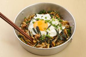宮島ホルモンうどん