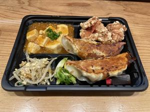 餃子唐揚げ弁当