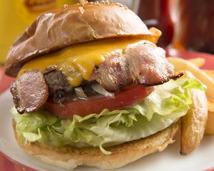 ベーコンチーズバーガー