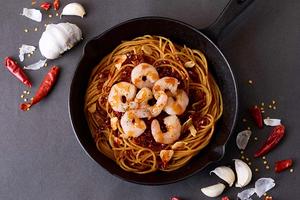 【激辛】ガーリックシュリンプのペペロンチーノ Garlic Shrimp ＆ Spicy Peperoncino